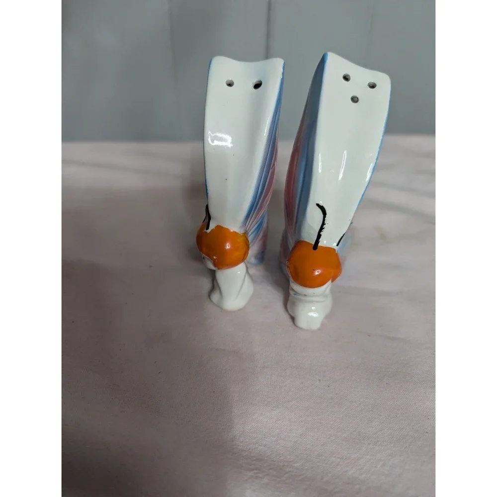 Beautiful‎ BUTTERFLY Pixie people pair Salt and Pepper shakers
